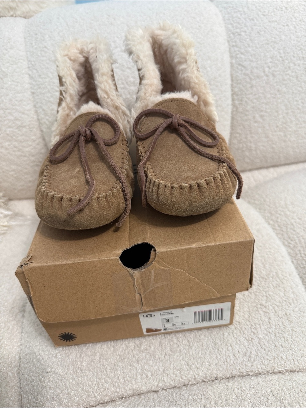 UGG Kids Chestnut Brown Suede Moccasin Slippers with Shearling Lining - Picture 2 of 11